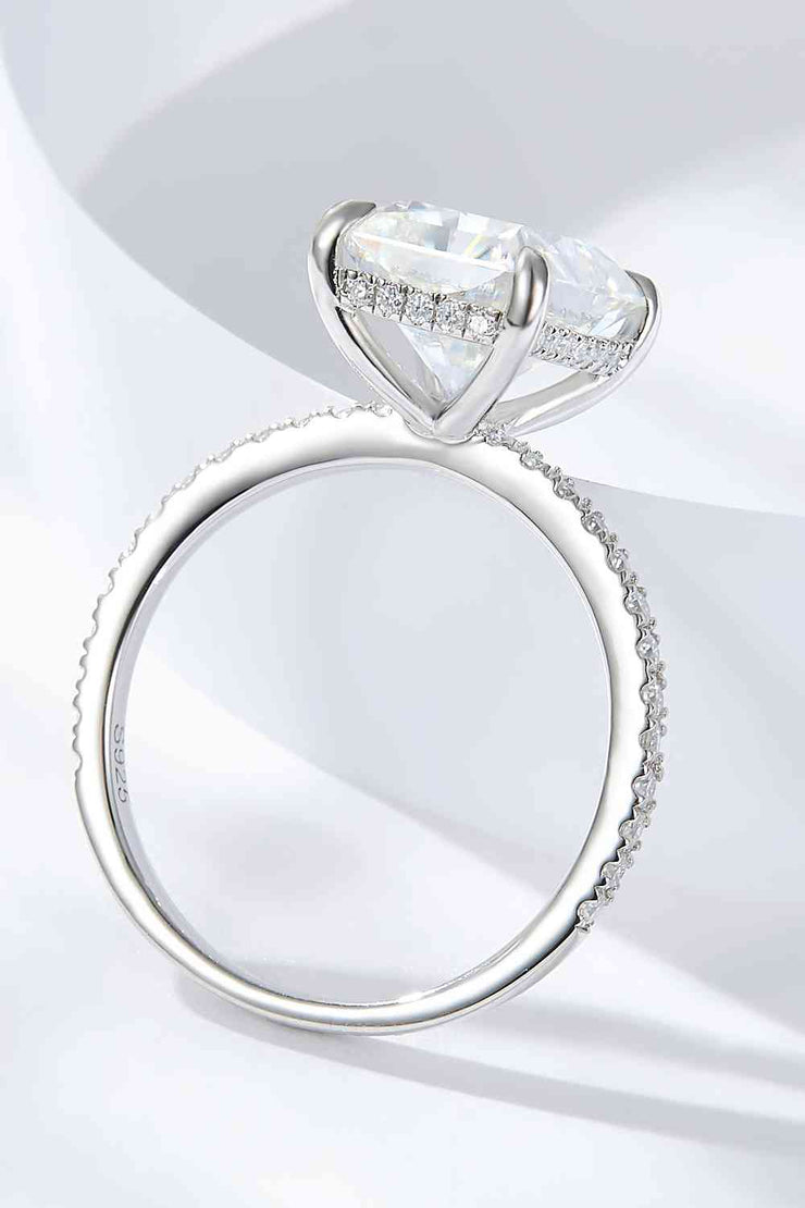 THE AIDAN 4 Carat Emerald Cut Moissanite Ring