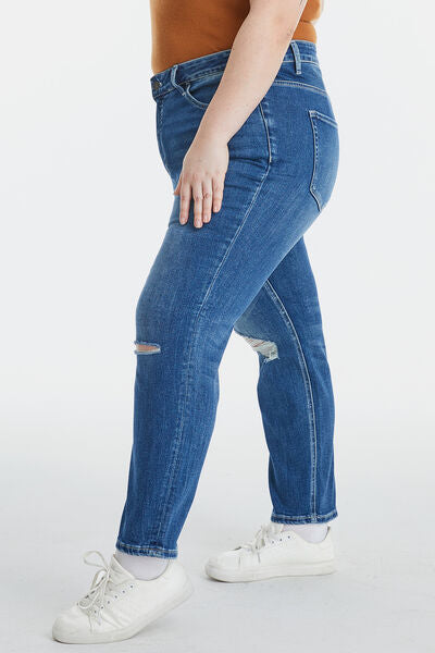 Cropped Mom Jeans