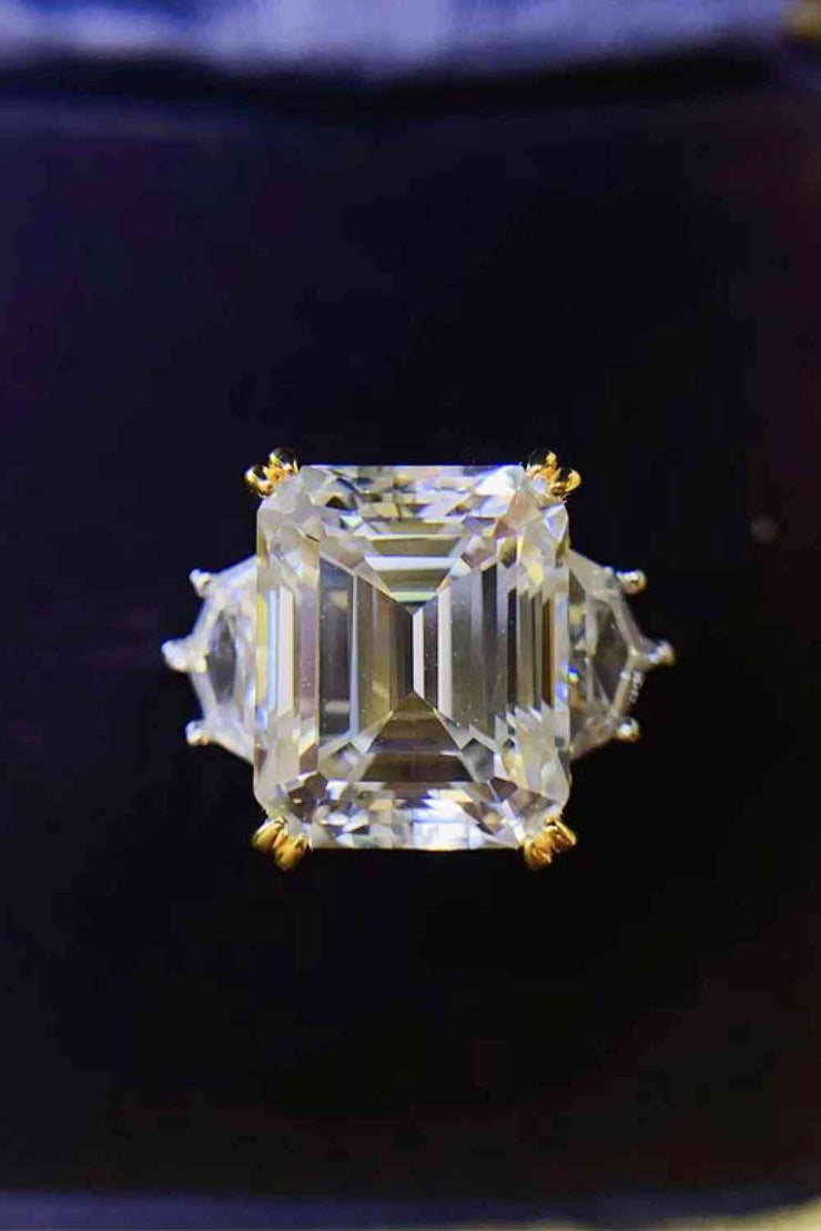 THE DARBY 5 Carat Asscher Cut Moissanite Ring