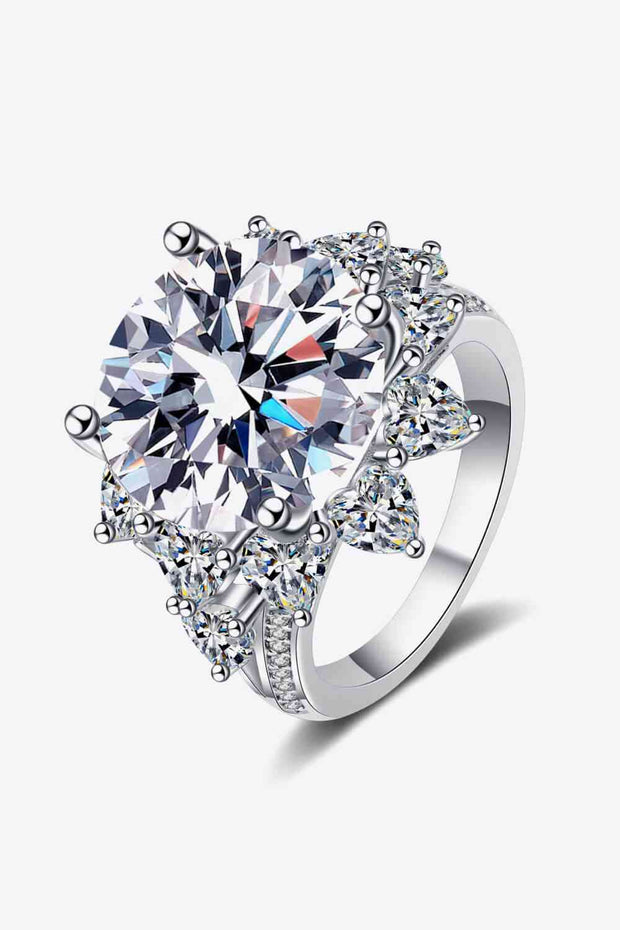 THE DAISY 10 Carat Moissanite Flower-Shaped Ring