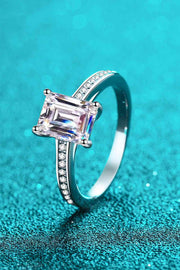 THE VIVIEN 2 Carat Emerald Cut Moissanite Ring