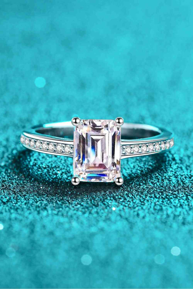 THE VIVIEN 2 Carat Emerald Cut Moissanite Ring